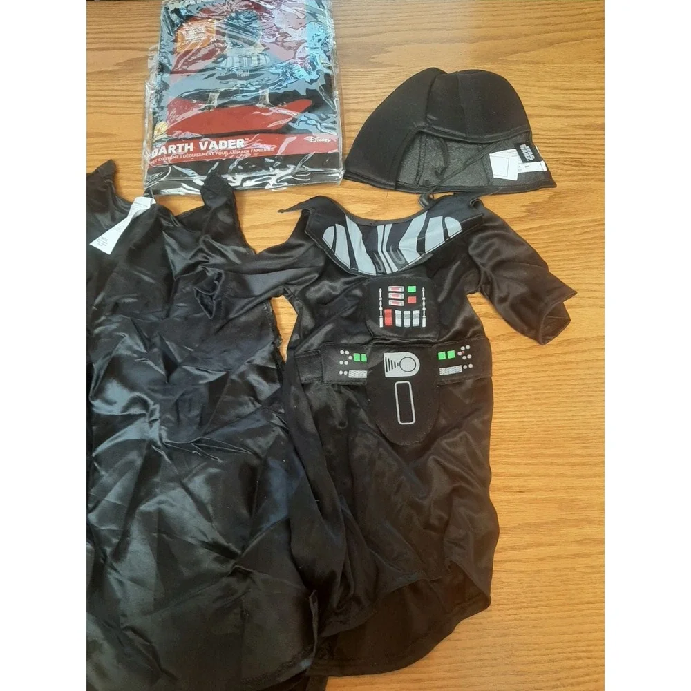 Disney Darth Vador‎ dog costume sz large.